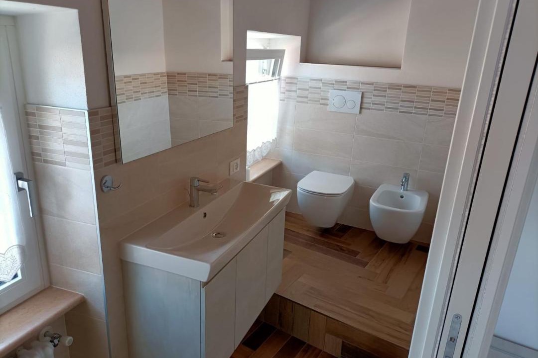 Photo of Bathroom in Assenza