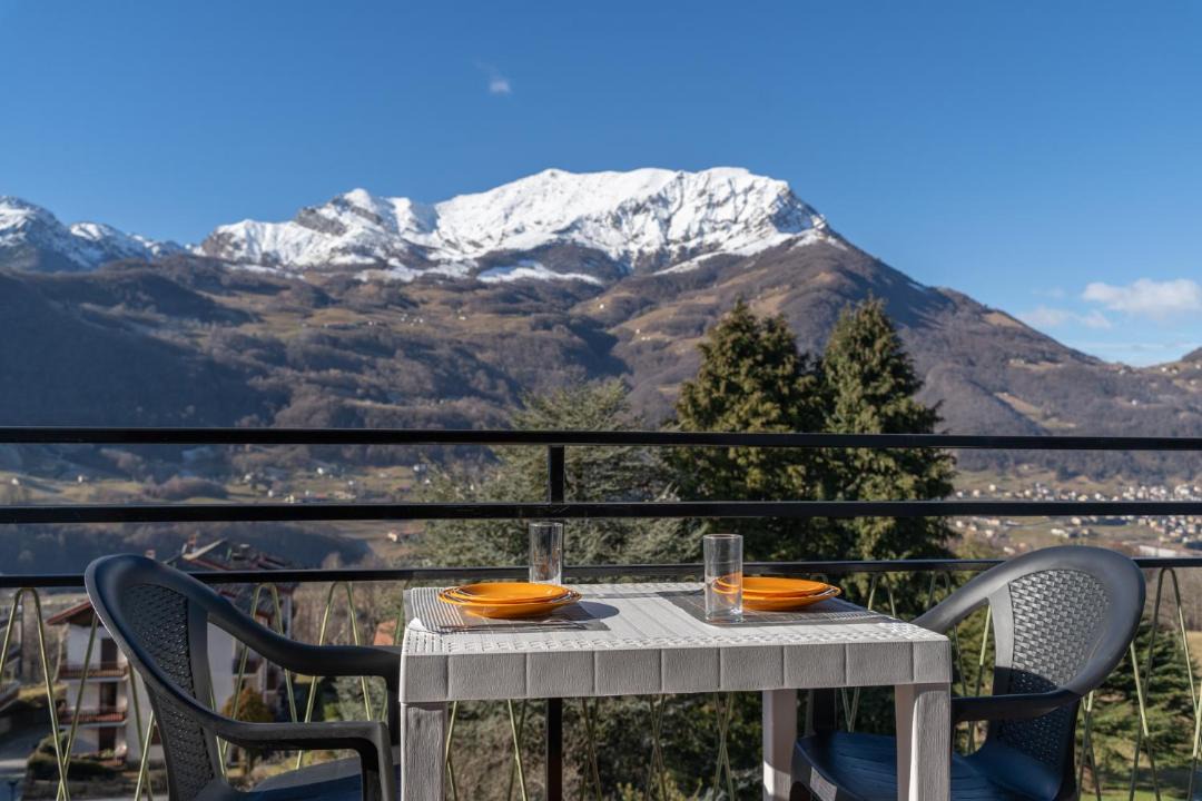 Photo of Patio Balcony in Barzio
