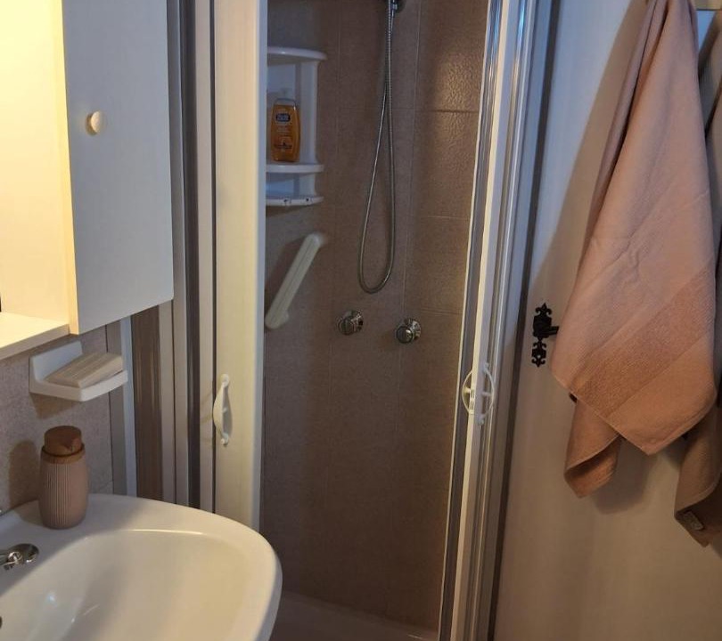Photo of Bathroom in Ornaro