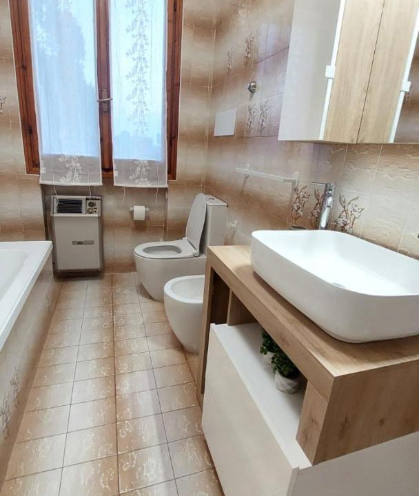 Photo of Bathroom in Gargallo