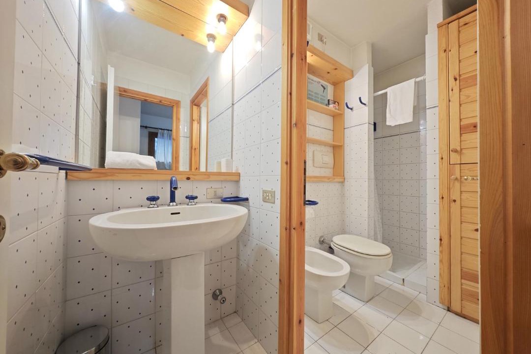 Photo of Bathroom in Grangesises