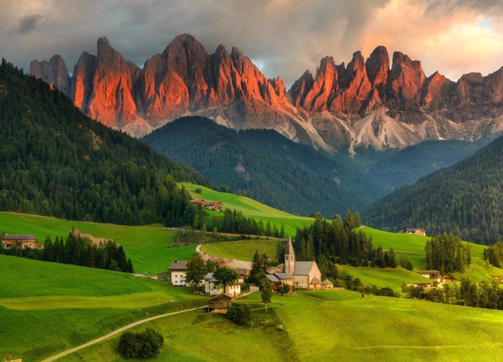 Photo of Others in Funes