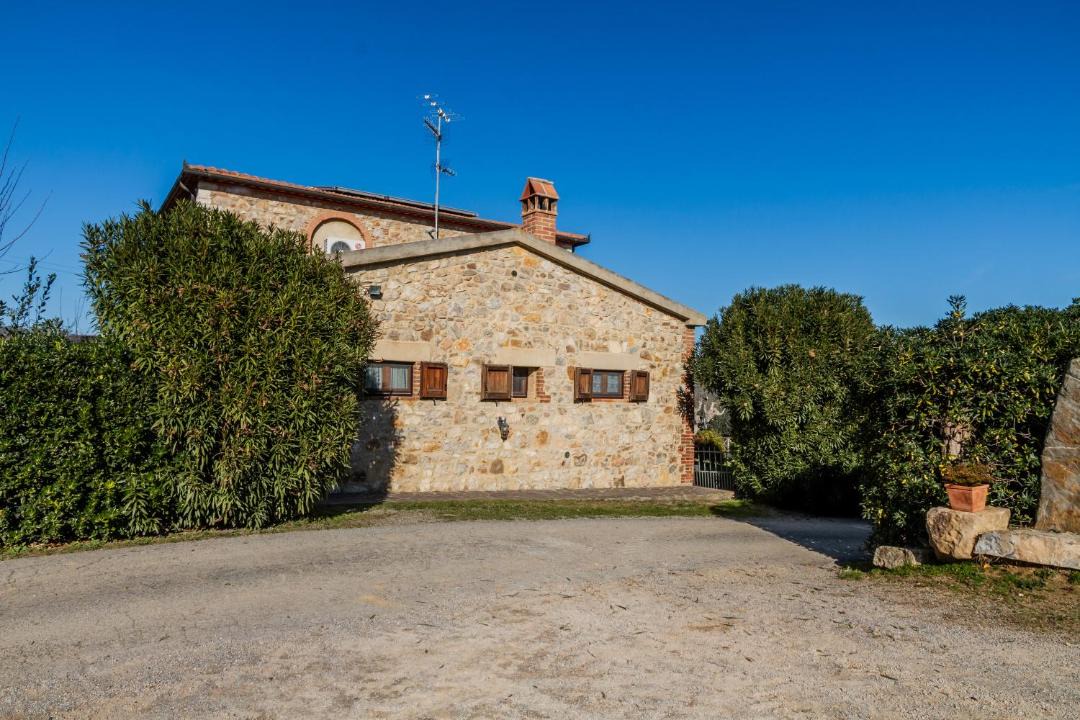 Photo of Others in Magliano in Toscana