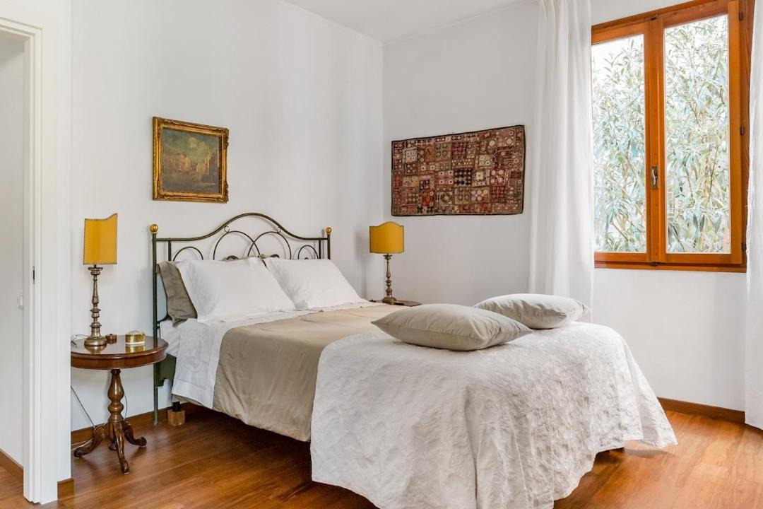 Photo of Bedroom in Dorsoduro