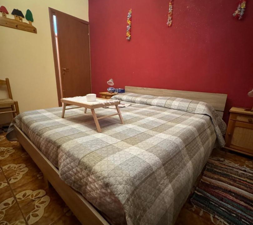 Photo of Bedroom in Magenta