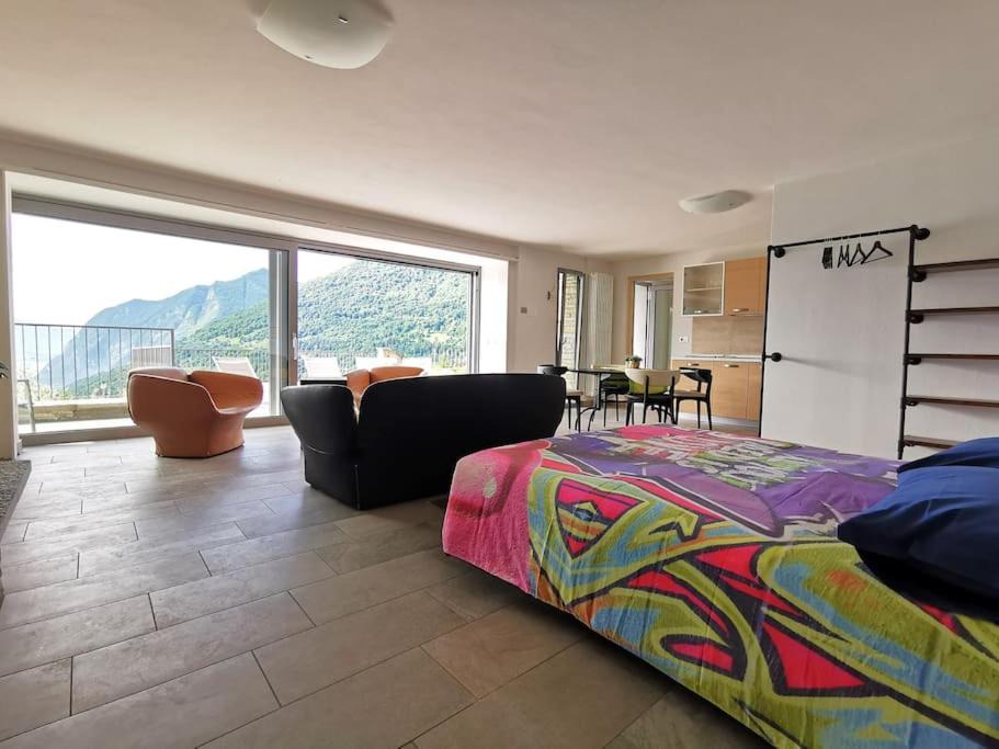 Photo of Others in Solto Collina