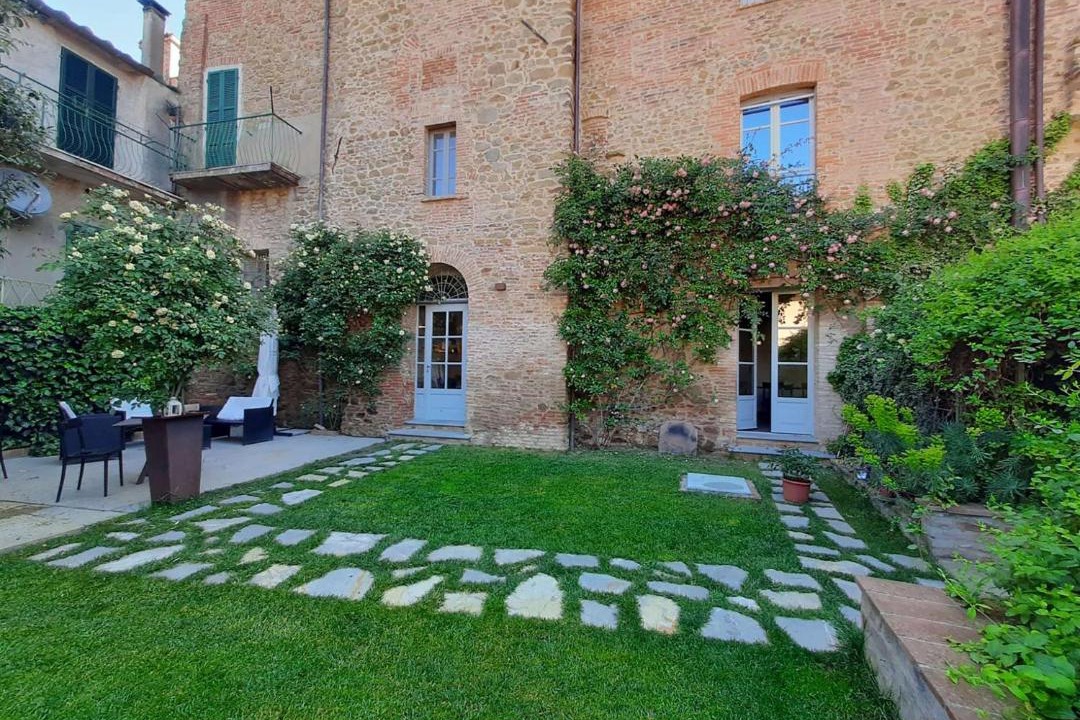 Photo of Others in Paciano