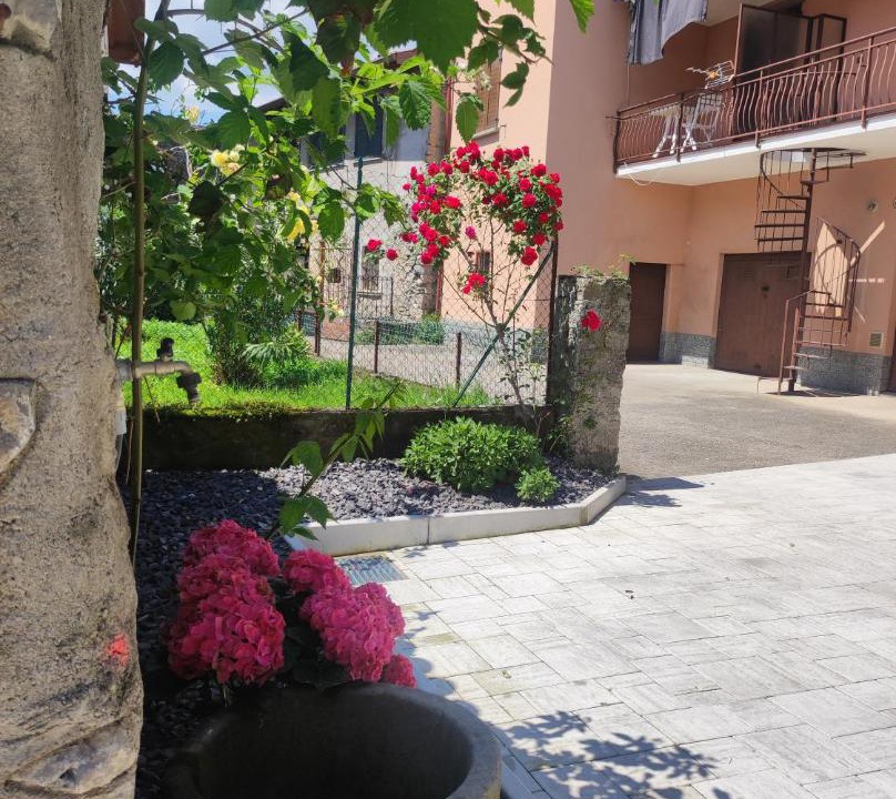 Photo of Others in Solto Collina