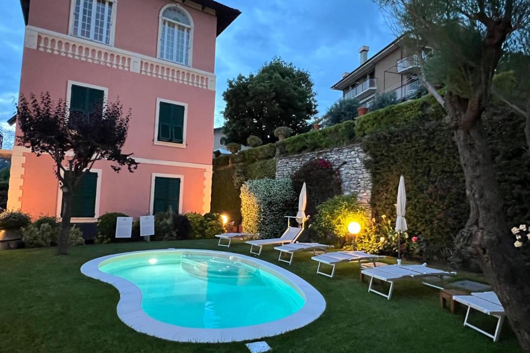 Photo of Others in Recco