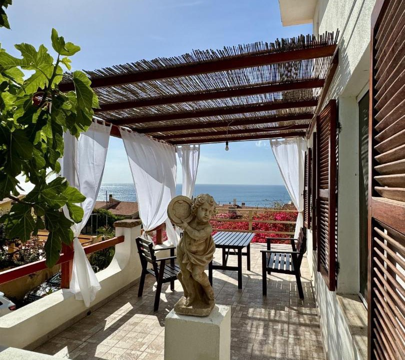 Photo of Patio Balcony in Porto Alabe