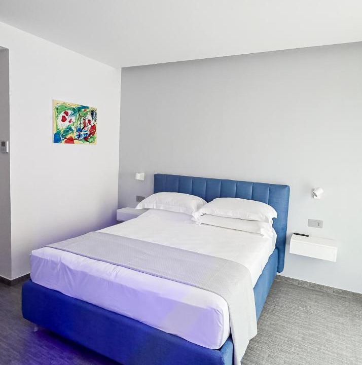 Photo of Bedroom in Le Castella