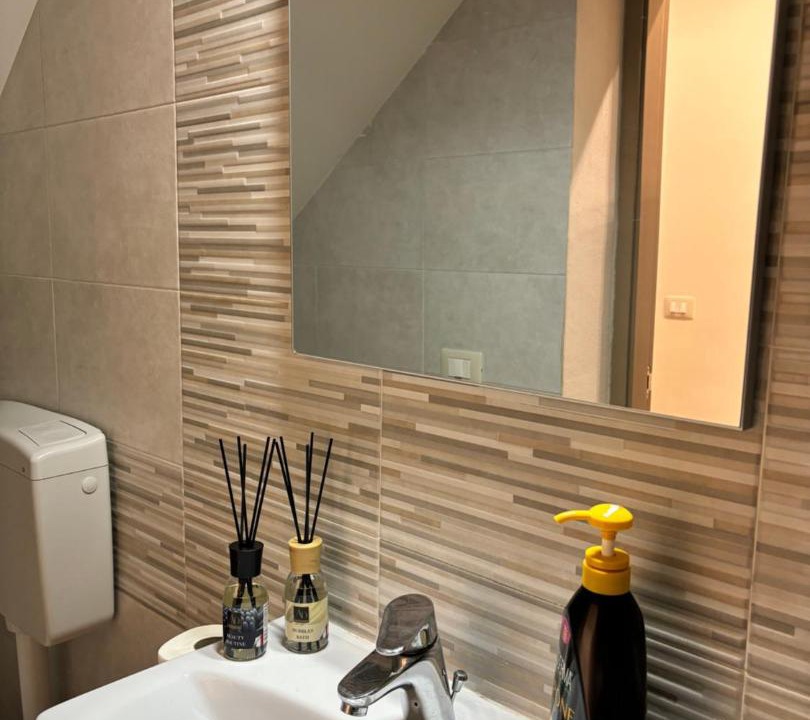 Photo of Bathroom in Gela