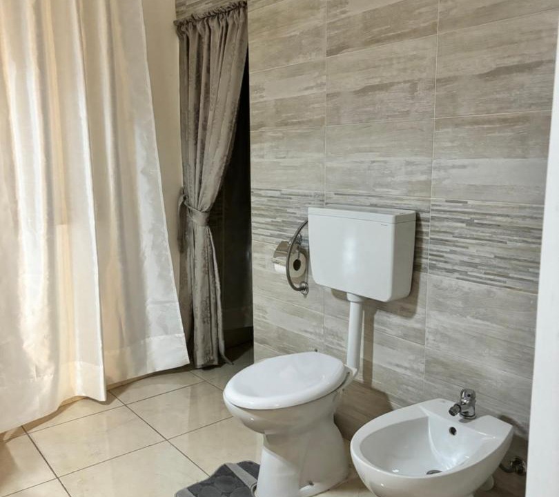 Photo of Bathroom in Gela