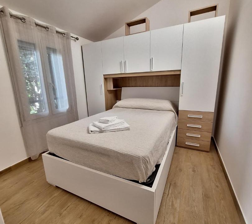 Photo of Bedroom in Tole
