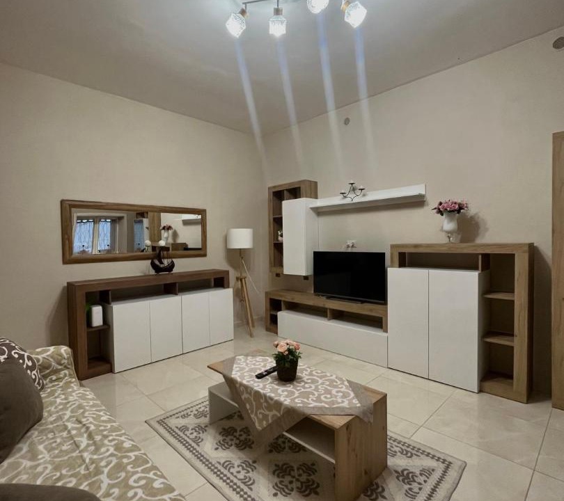 Photo of Livingroom in Secondigliano