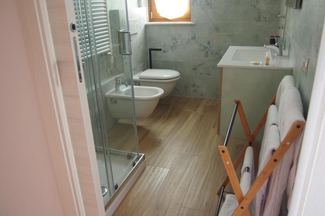Photo of Bathroom in Roncola