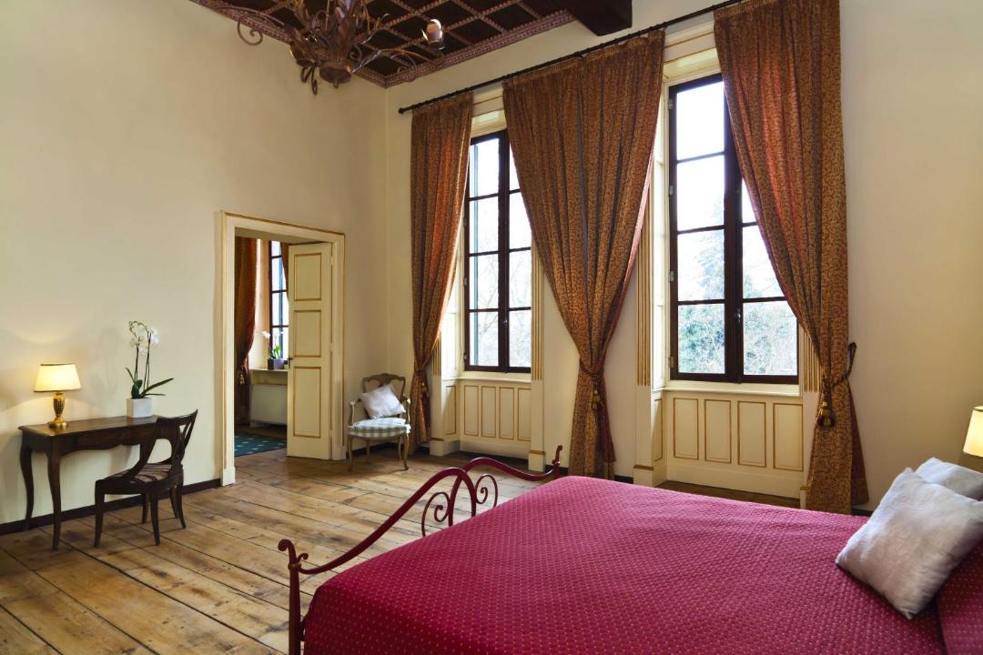 Photo of Bedroom in Colleretto Giacosa