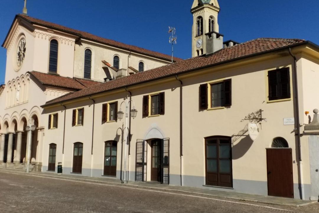 Photo of Buildings in Desana
