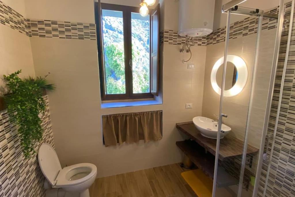 Photo of Bathroom in Santo Stefano di Sessanio