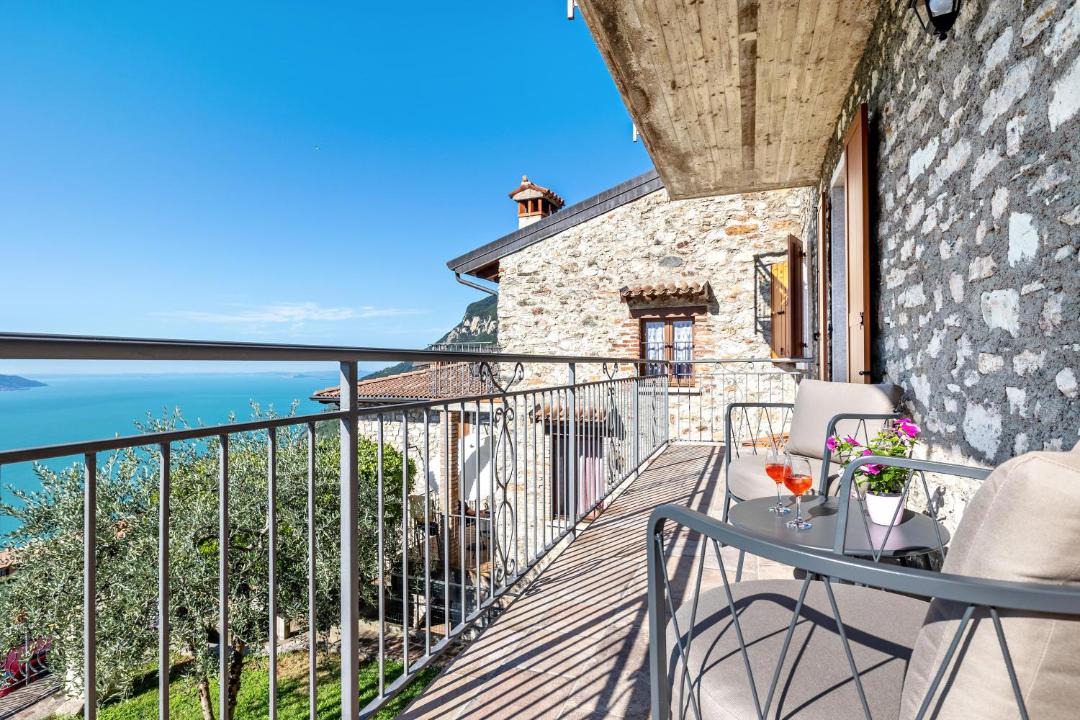 Photo of Patio Balcony in Oldesio