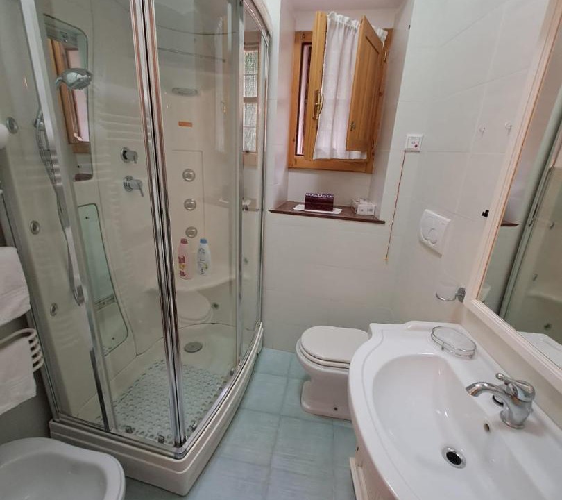 Photo of Bathroom in Trevi