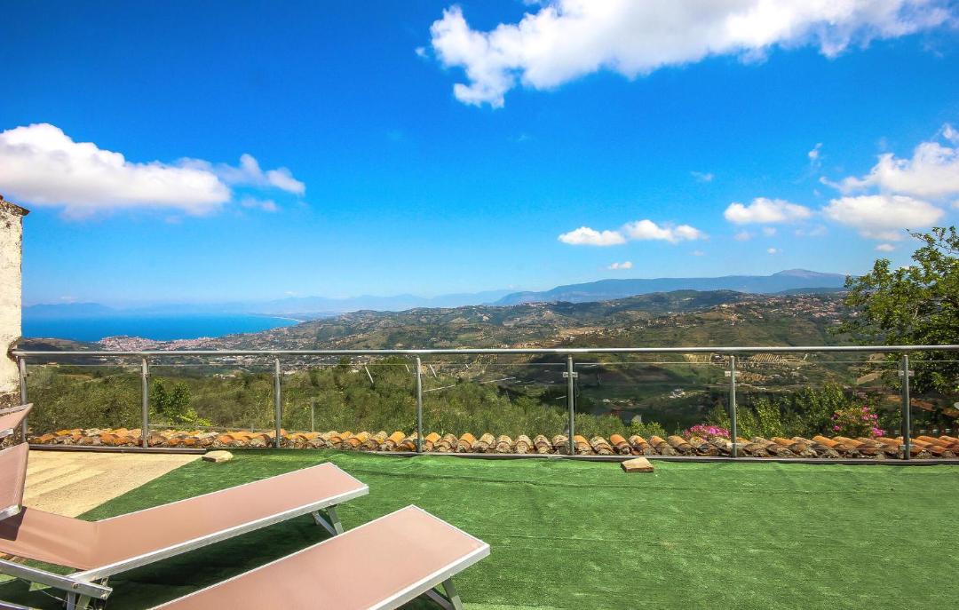 Photo of Patio Balcony in Laureana Cilento