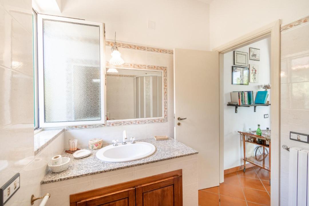 Photo of Bathroom in Palinuro