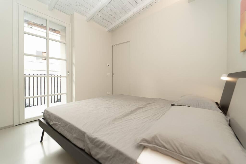 Photo of Bedroom in Como City Centre