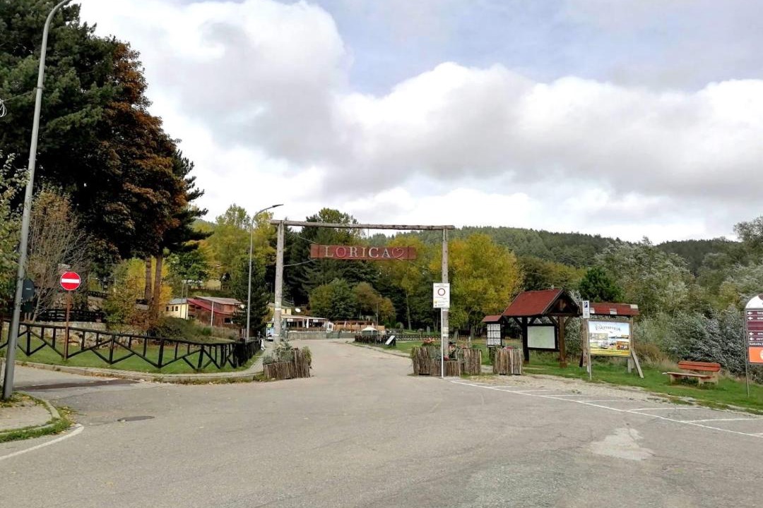 Photo of Buildings in Lorica