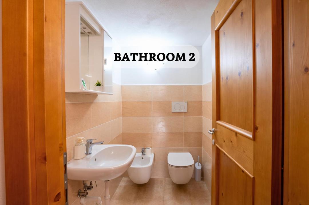 Photo of Bathroom in Roana