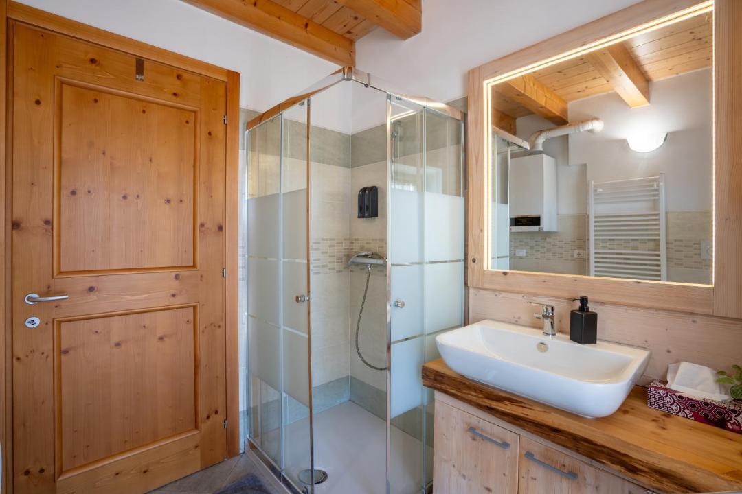 Photo of Bathroom in Roana