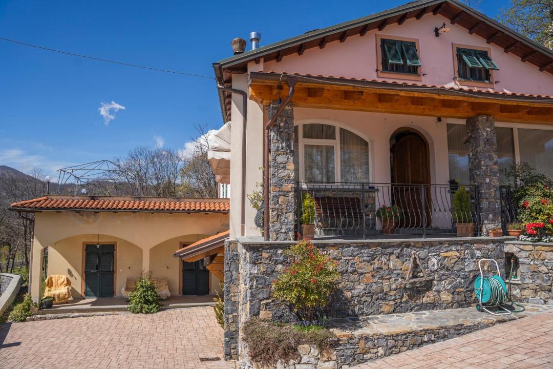 Photo of Buildings in Varese Ligure