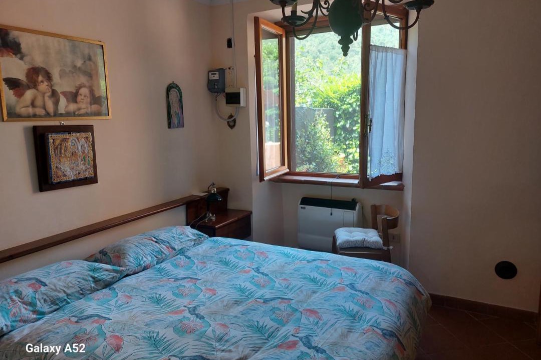 Photo of Bedroom in Piediluco