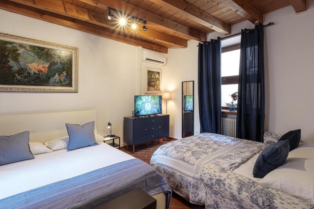 Photo of Bedroom in Peschiera del Garda City Centre