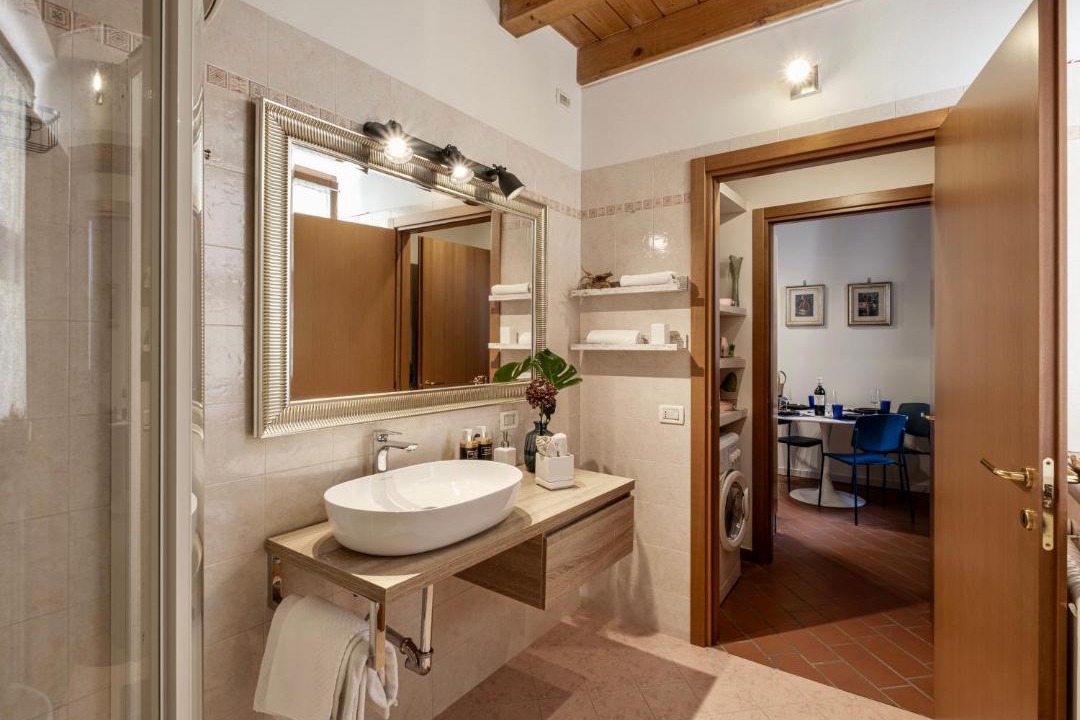 Photo of Bathroom in Peschiera del Garda City Centre