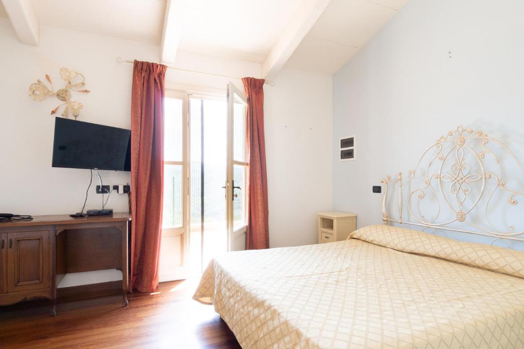 Photo of Bedroom in Briffi