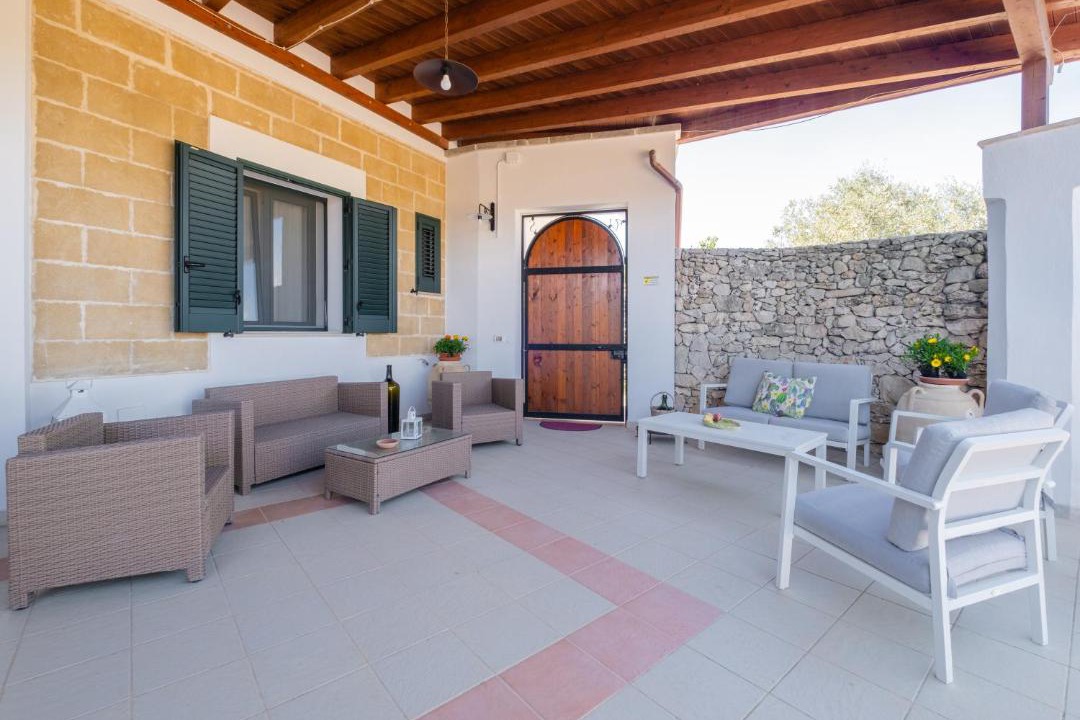 Photo of Patio Balcony in Specchia