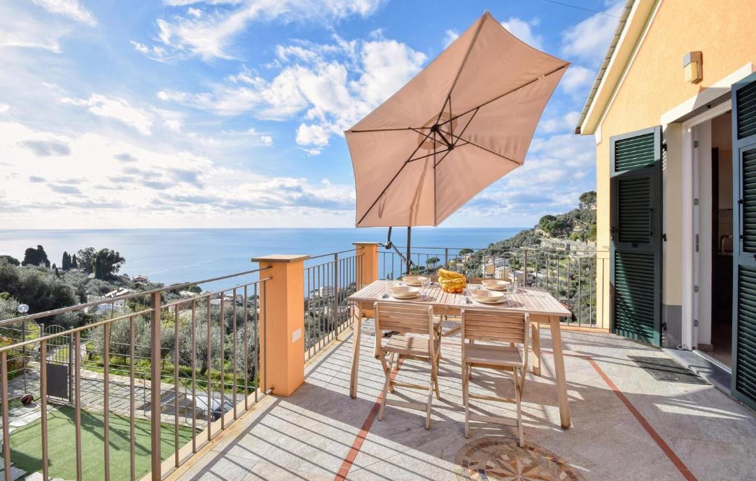 Photo of Others in Recco
