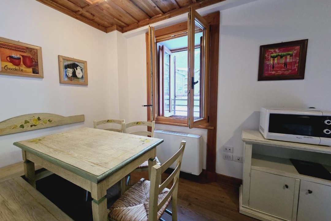 Photo of Others in Prese-Montone