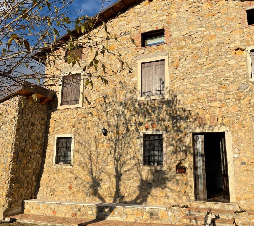 Photo of Buildings in Montebello Vicentino