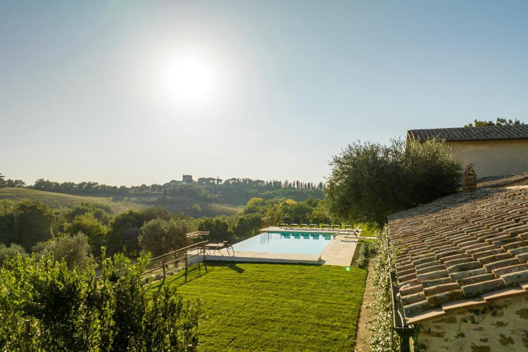 Photo of Others in Pienza