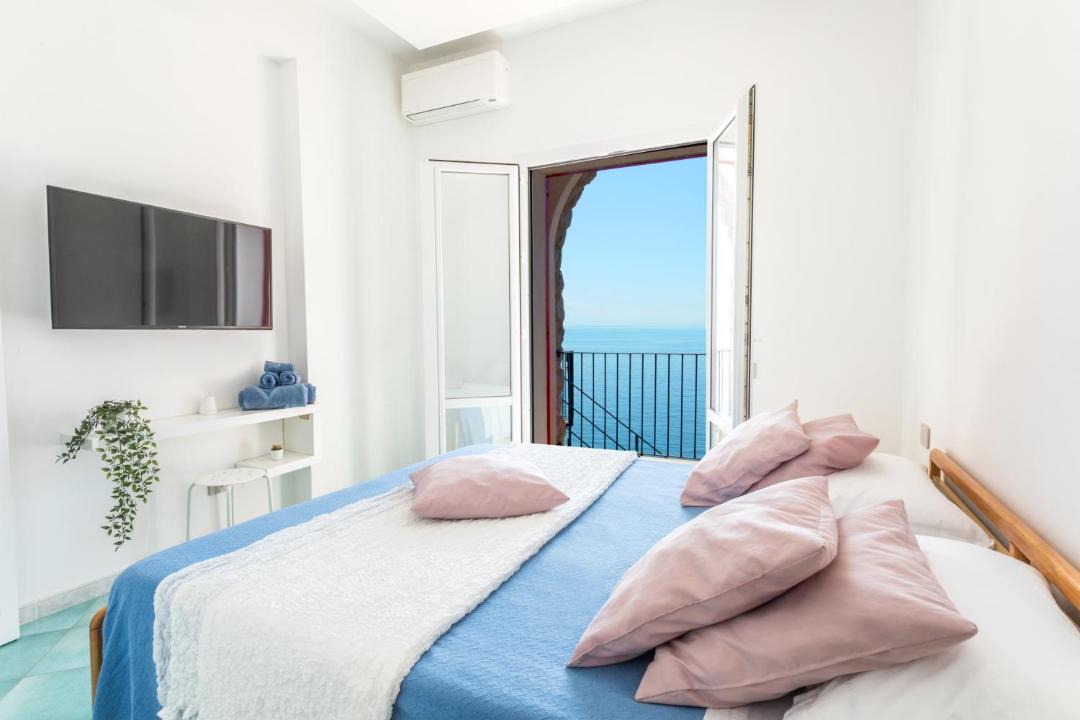 Photo of Bedroom in Cetara