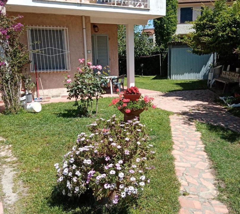 Photo of Buildings in Marina di Castagneto Carducci