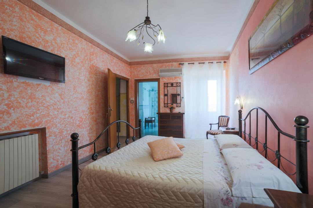 Photo of Bedroom in Bovara