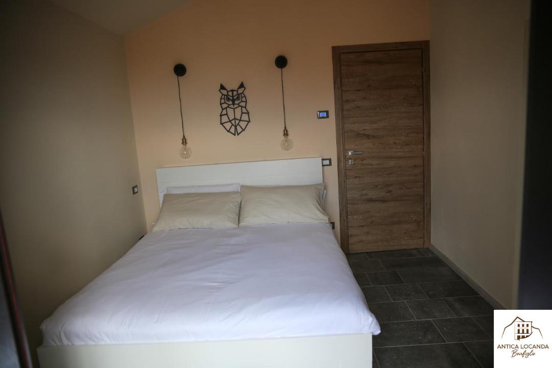 Photo of Bedroom in Busana