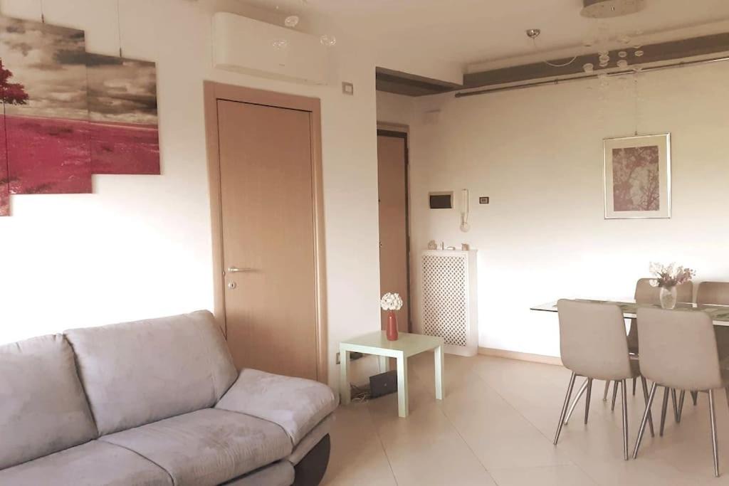 Photo of Livingroom in Quartiere XX Ardeatino