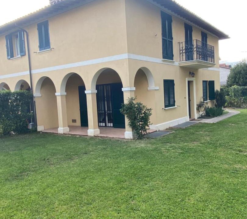 Photo of Buildings in Baiano
