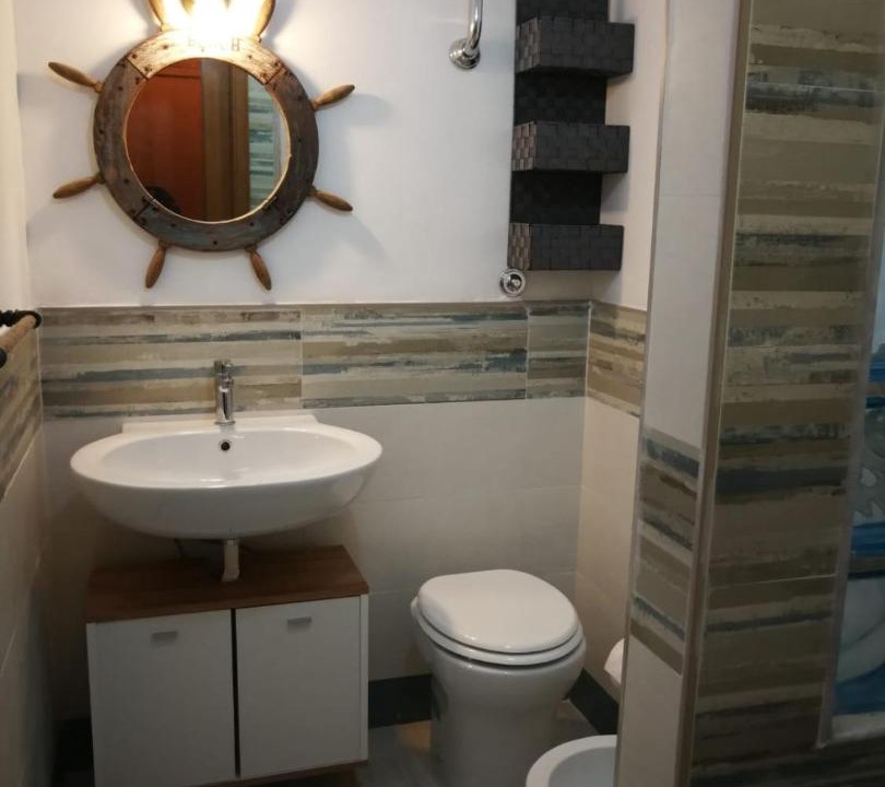 Photo of Bathroom in Acciaroli