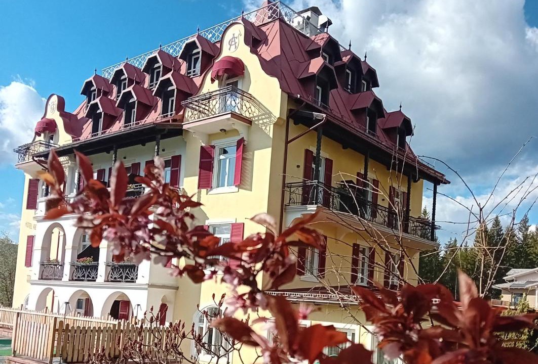 Photo of Buildings in Ronzone