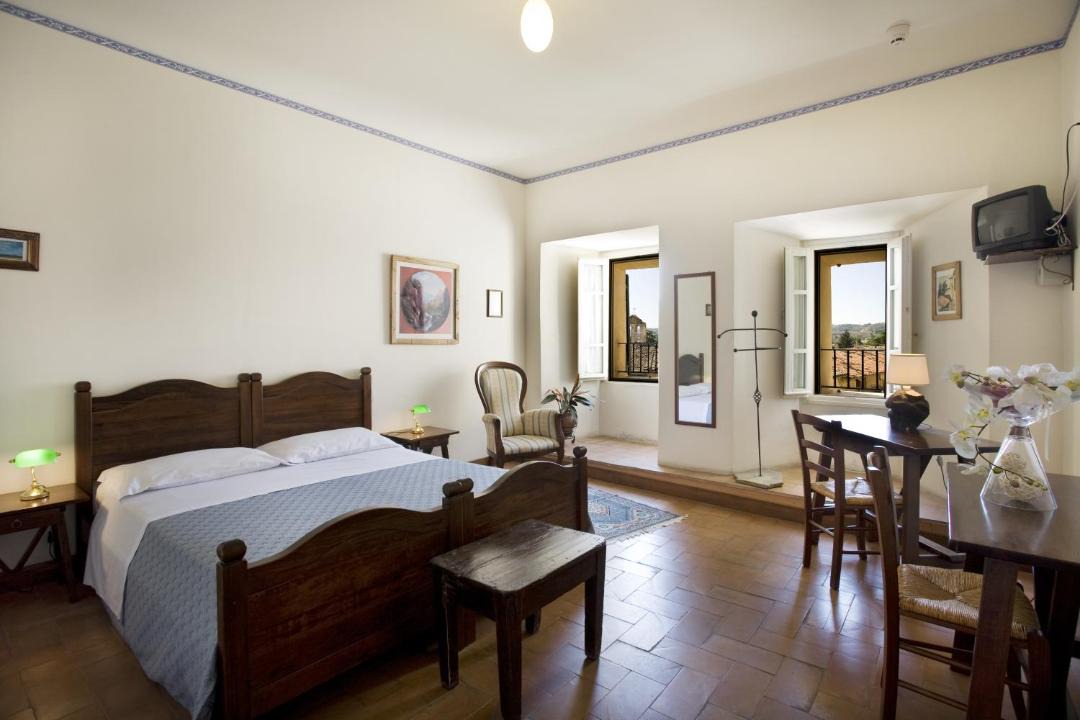 Photo of Bedroom in Guzman